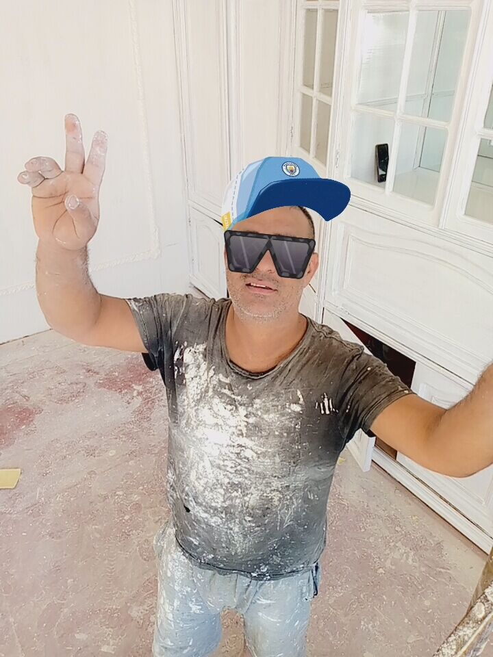  23958514  Alam, 43 ,    
