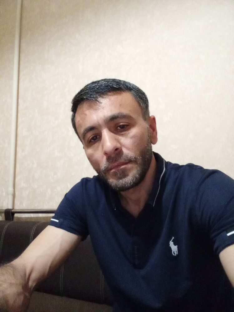  50061344  Ismail, 42 ,    
