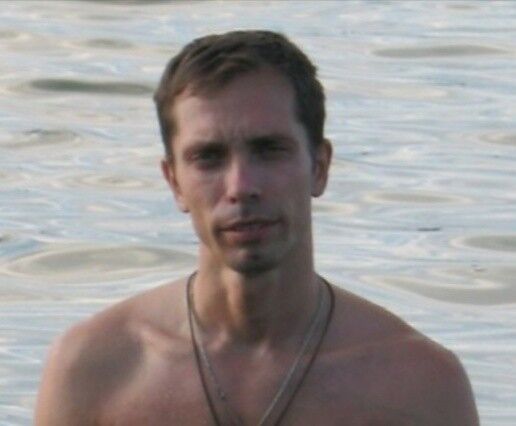  ,   Pavel, 46 ,  