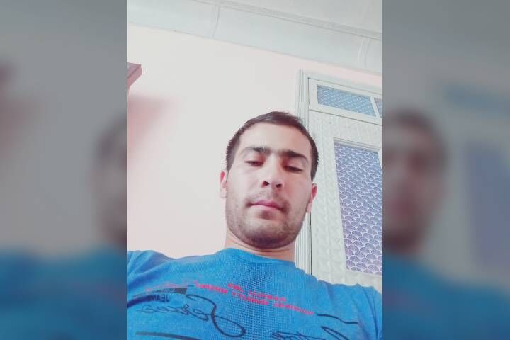  49383794  Akmal, 30 ,    