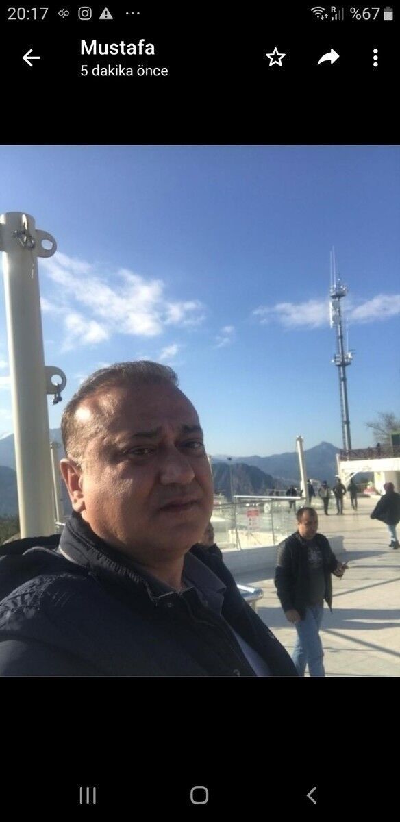  19525294  Deniz, 45 ,    