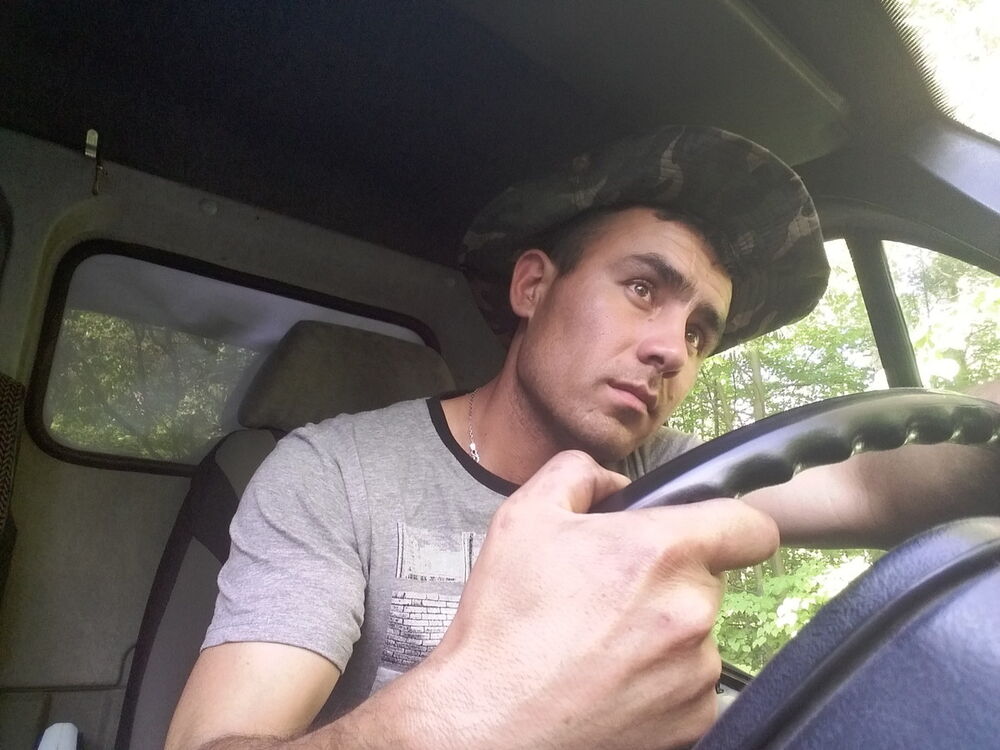  9717304  Ali, 44 ,    