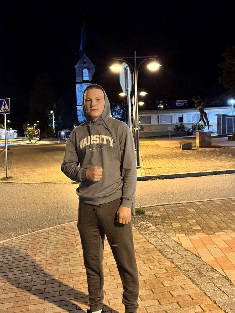  Plzen,   , 19 ,   ,   