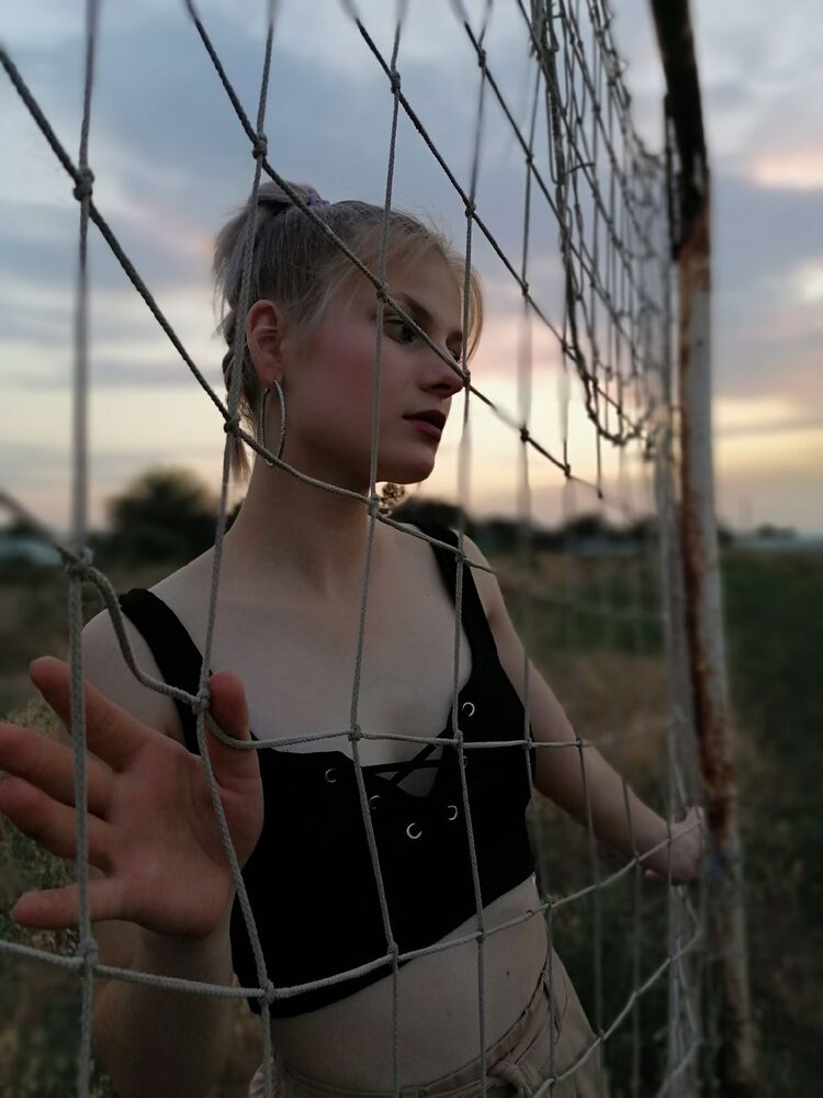  ,   Vika, 25 ,   ,   