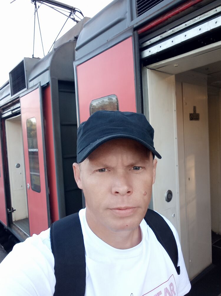  27454854  , 37 ,    -