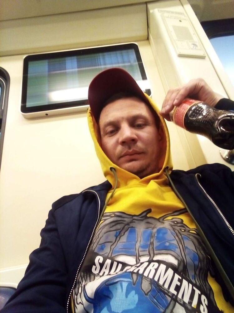  ,   Roman, 28 ,   ,   