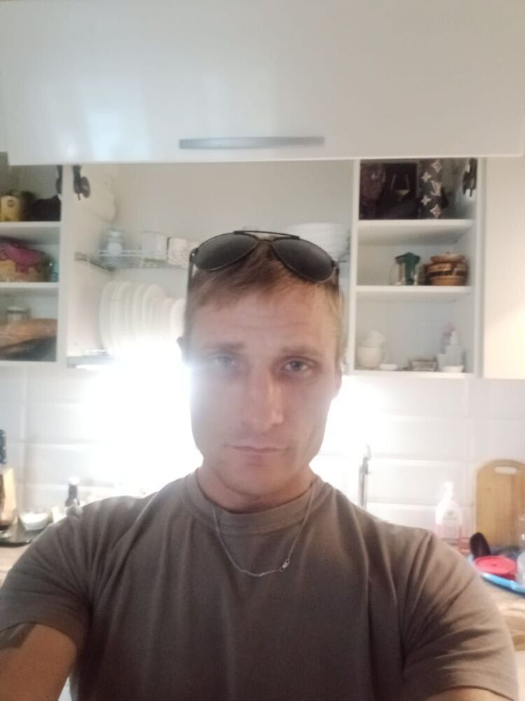  49225604  , 38 ,    