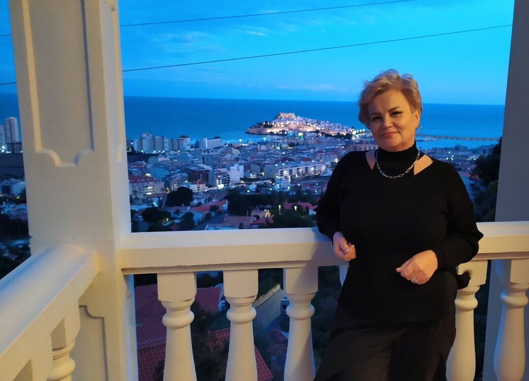  33513644  Natallia, 62 ,    