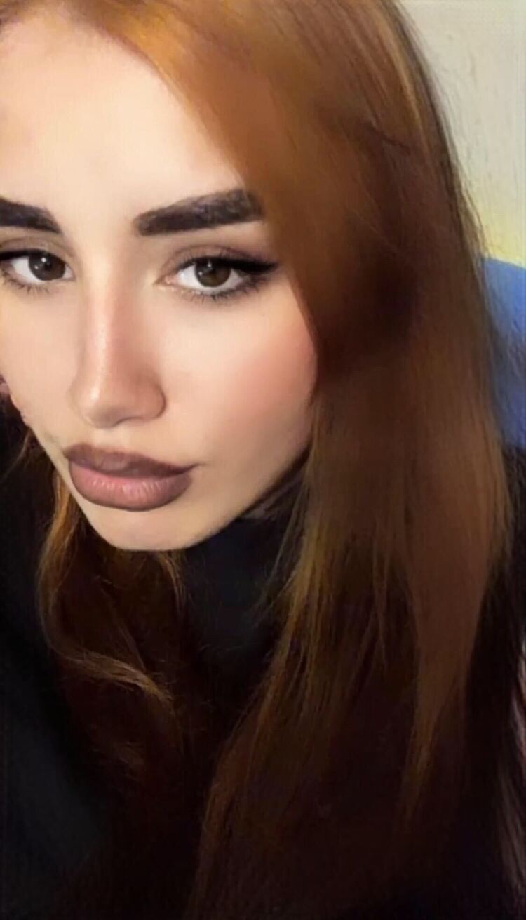  44664074  , 24 ,    -