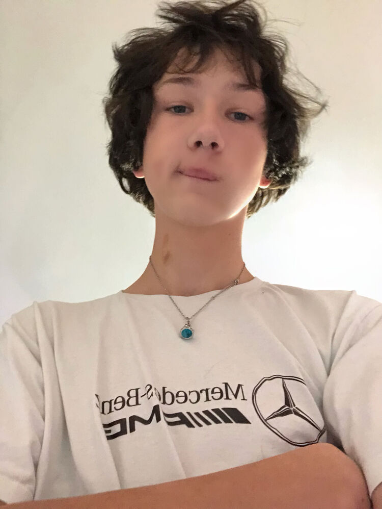  48213864  , 19 ,    