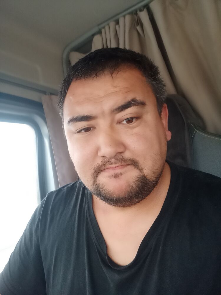  48324614  , 35 ,    