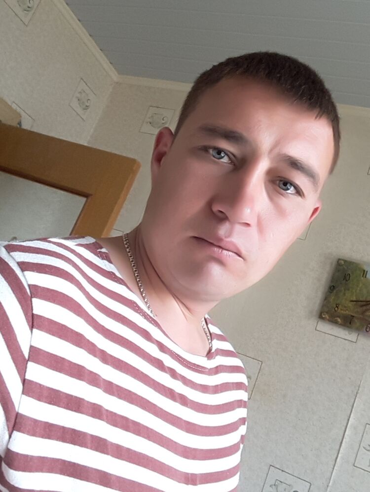  52977564  , 35 ,    