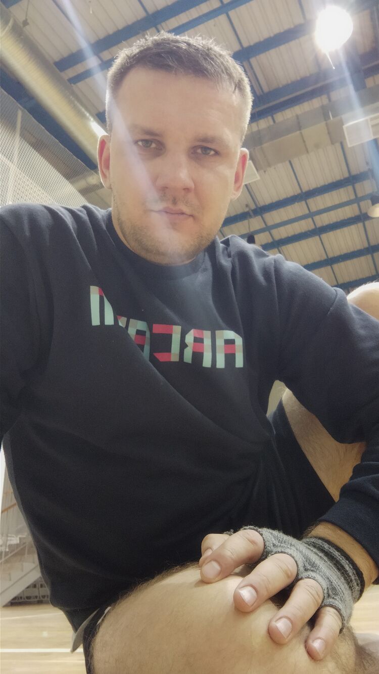  ,   Danipav, 39 ,   , 