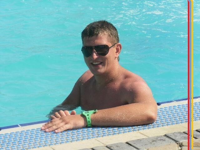  5164864  Arman, 48 ,    