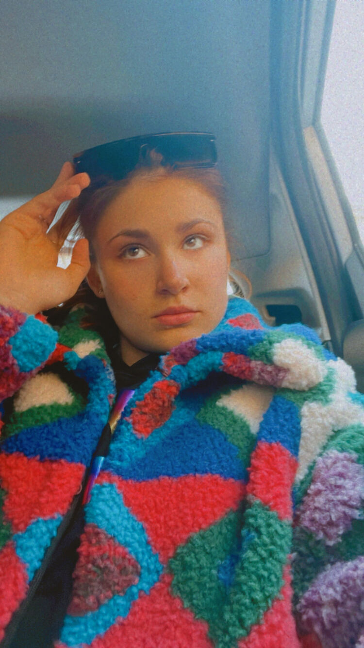 ���� 25242714 ������� ��������, 22 ����, ���� ���������� � �������