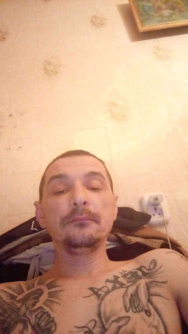  32386444  , 37 ,    