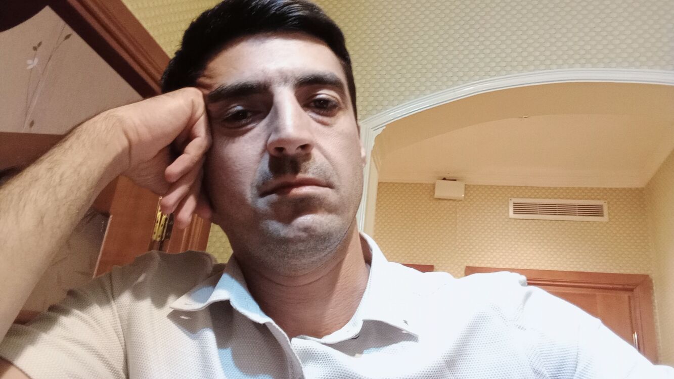  ,   Rashad, 39 ,   ,   