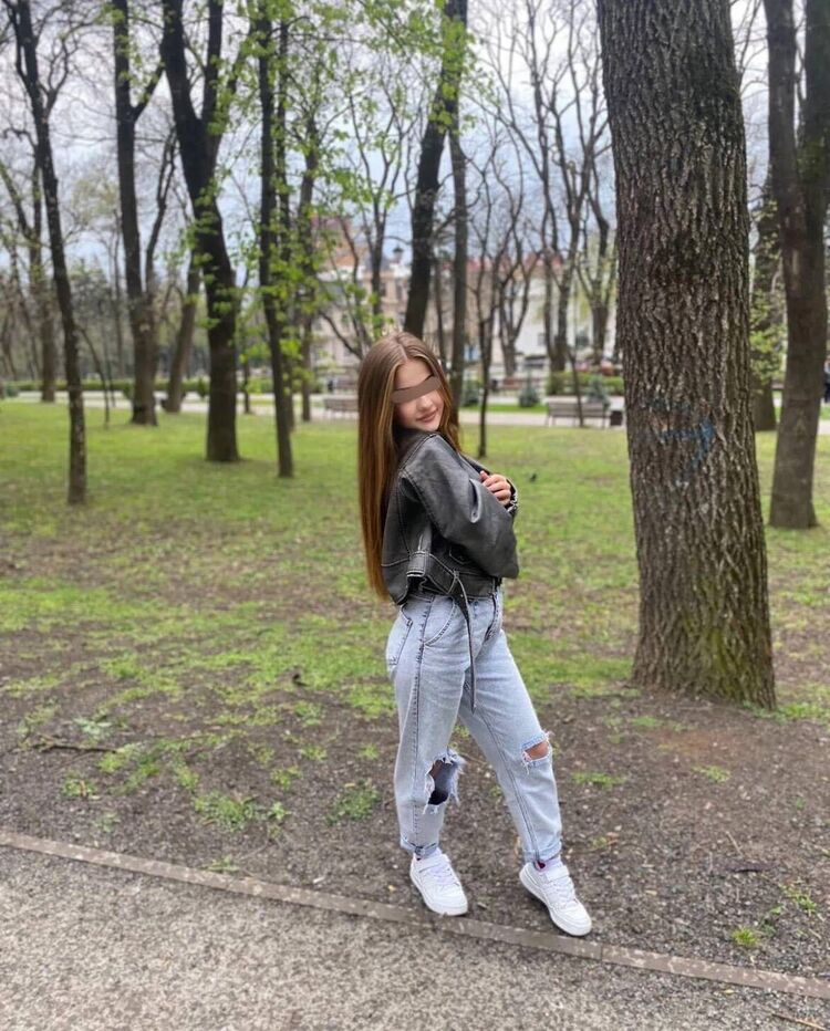 ,   Polina, 23 ,  