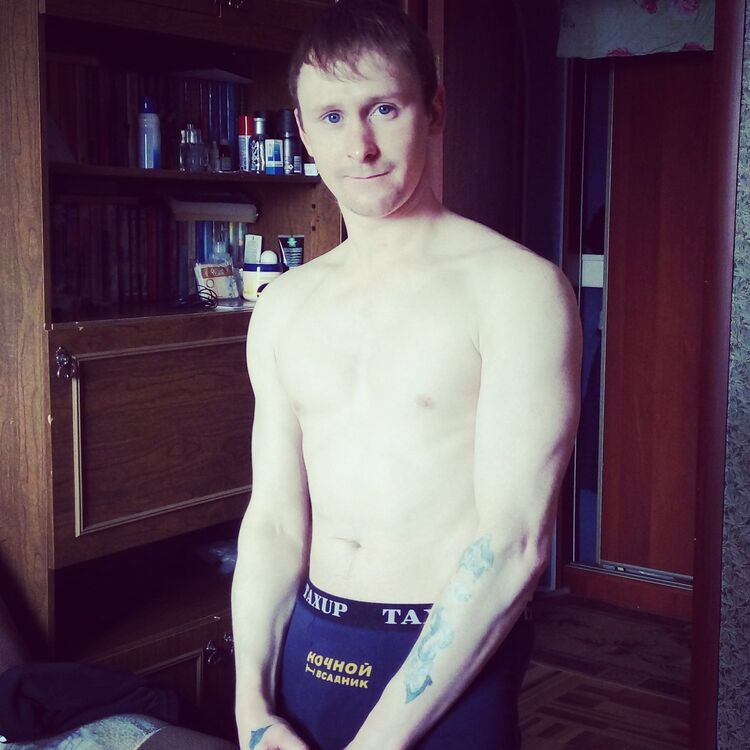 11141764  Alexandr, 37 ,     