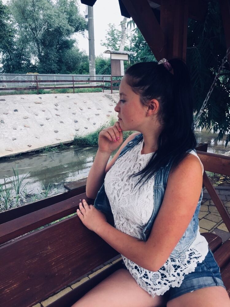  -,   Alina, 25 ,   ,   , c 