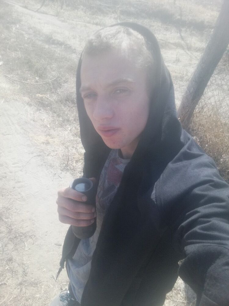  21180884  , 25 ,    