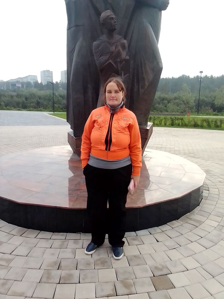  38340994  Ekaterina, 34 ,    
