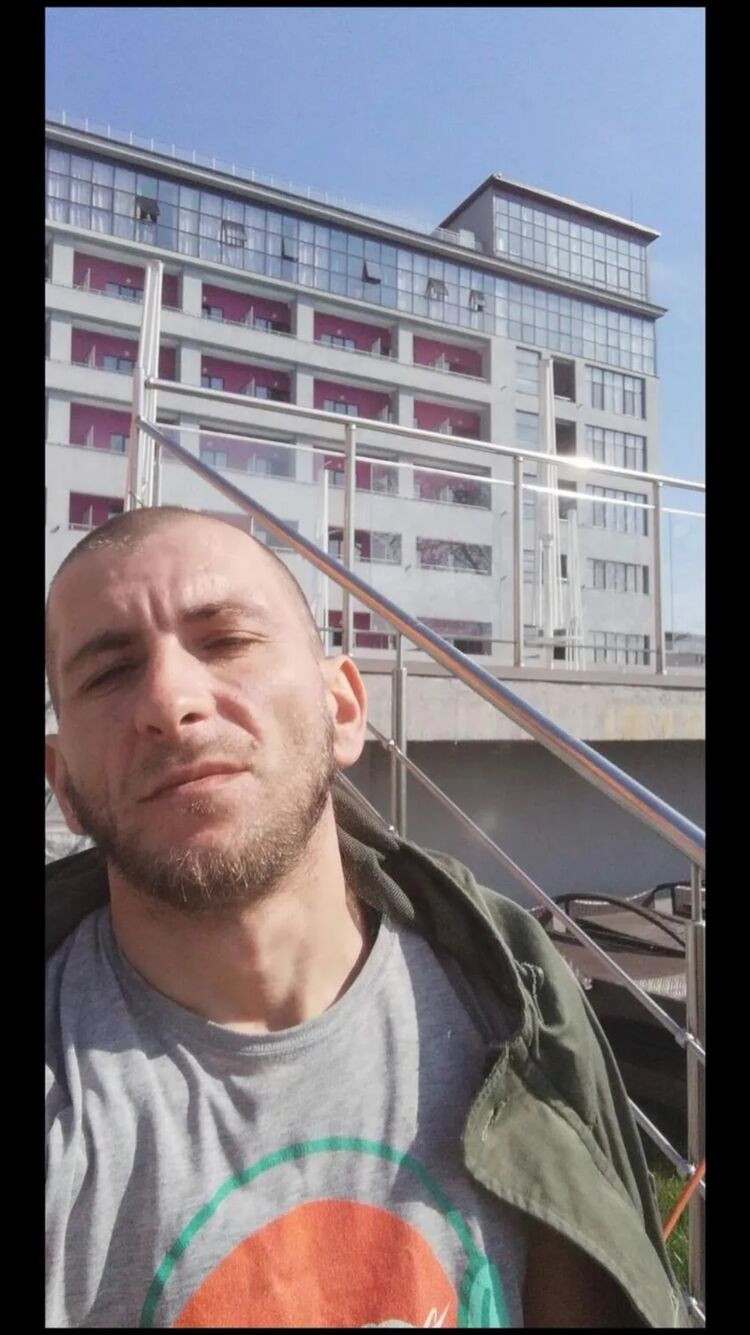  42966854  , 37 ,    