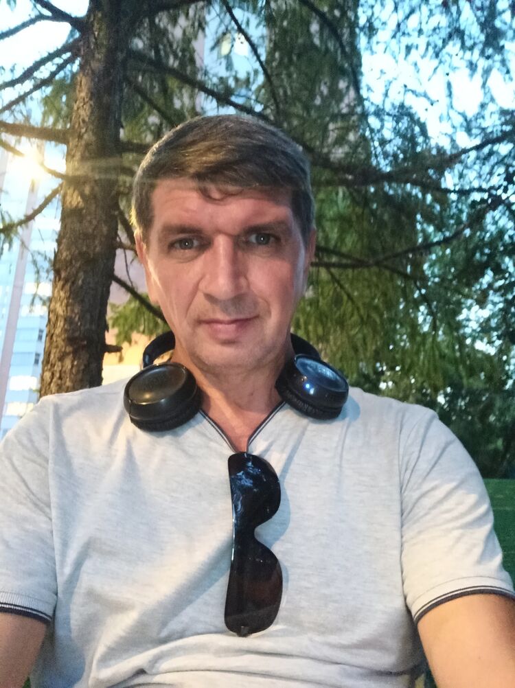  ,   Vasiliy, 56 ,   c 