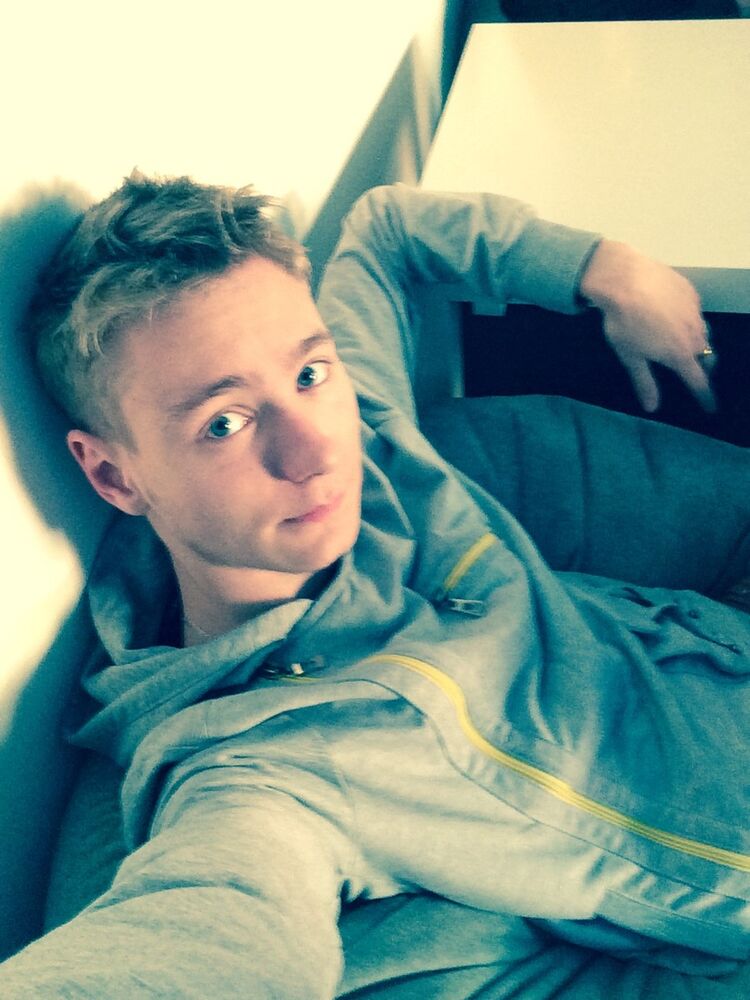  ,   Pavel, 29 ,   ,   , c 