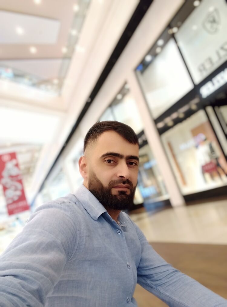  37475644  Firuz, 32 ,    