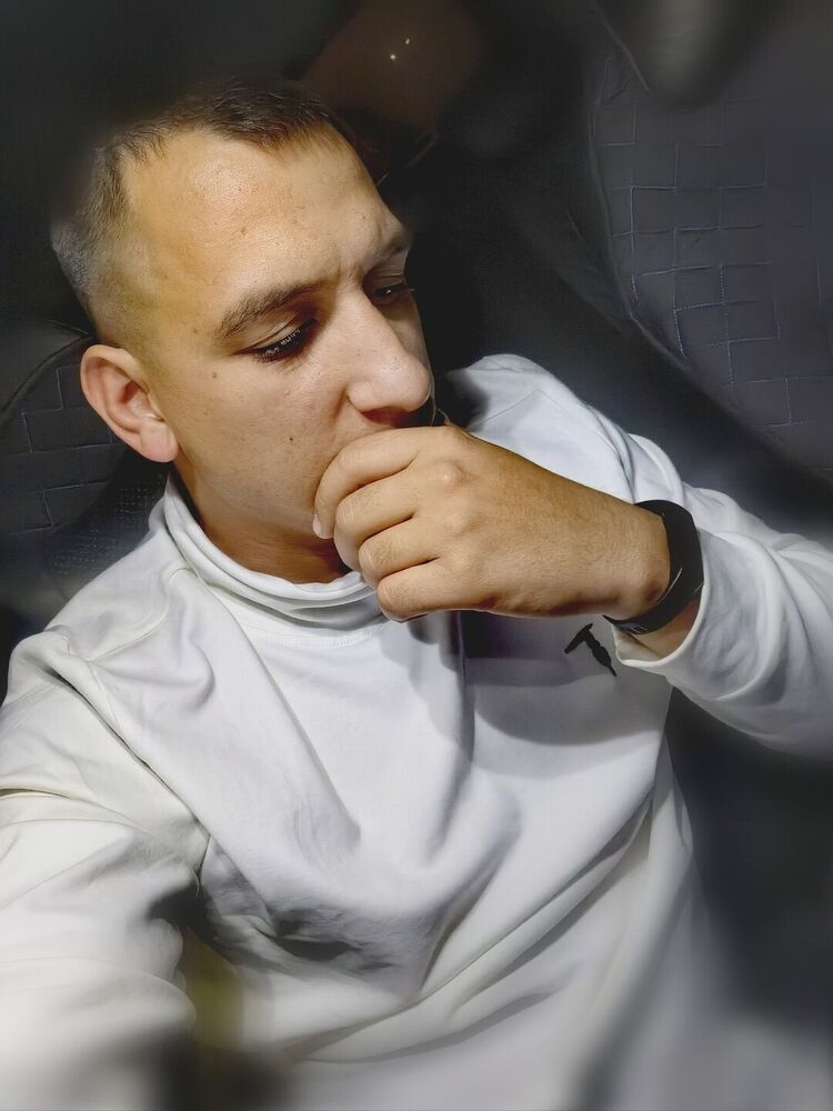  53498294  Aleks, 27 ,    