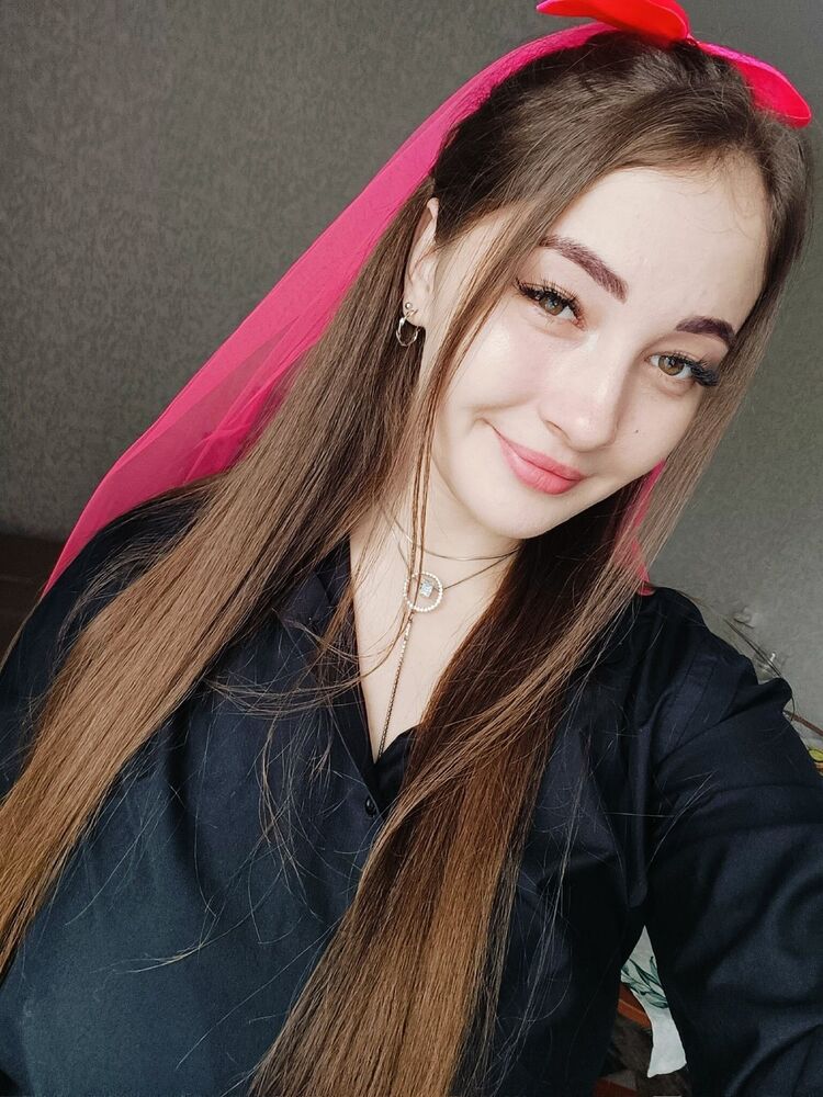  Alamo,   Anastasia, 23 ,   