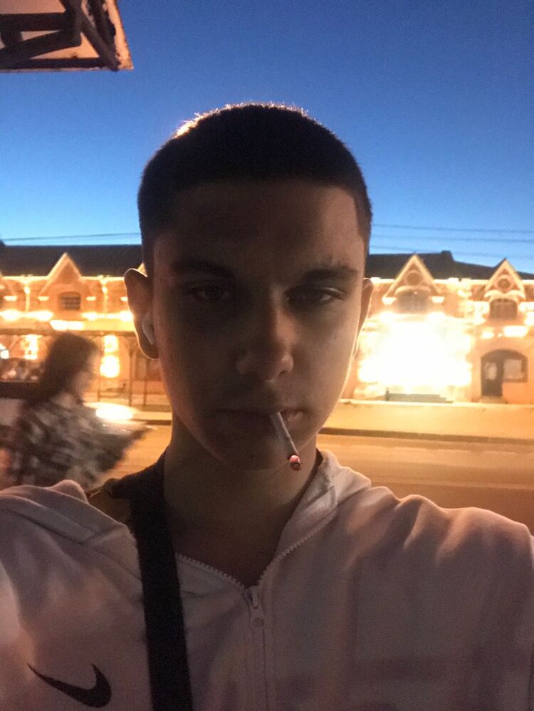  ,   Ruslan, 19 ,   ,   
