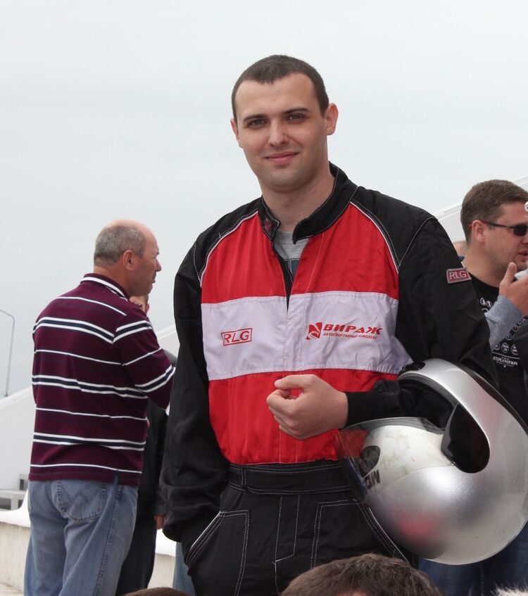  7570854  Zolotoi, 36 ,    