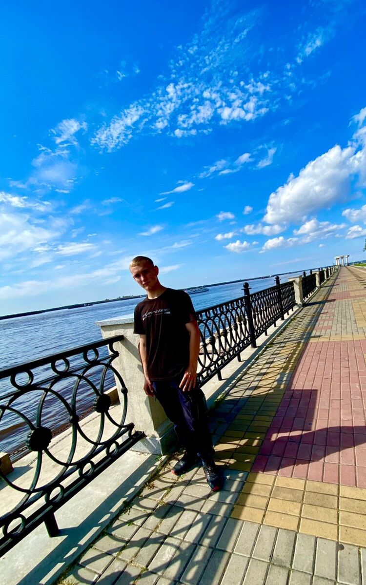  ,   Vladislav, 24 ,   ,   , 