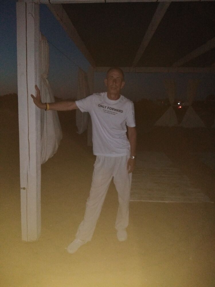  49970744  , 52 ,    