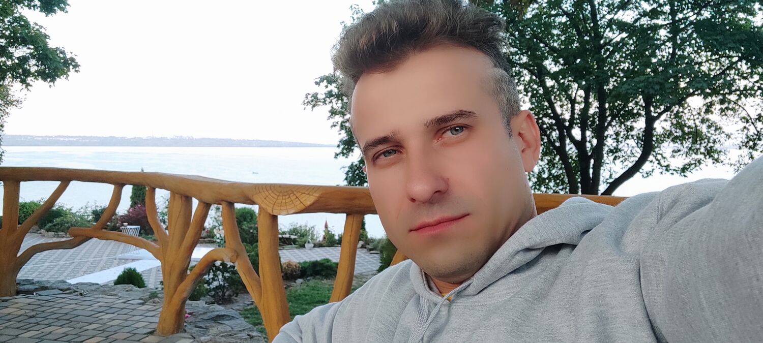  ,   Yarik, 32 ,   