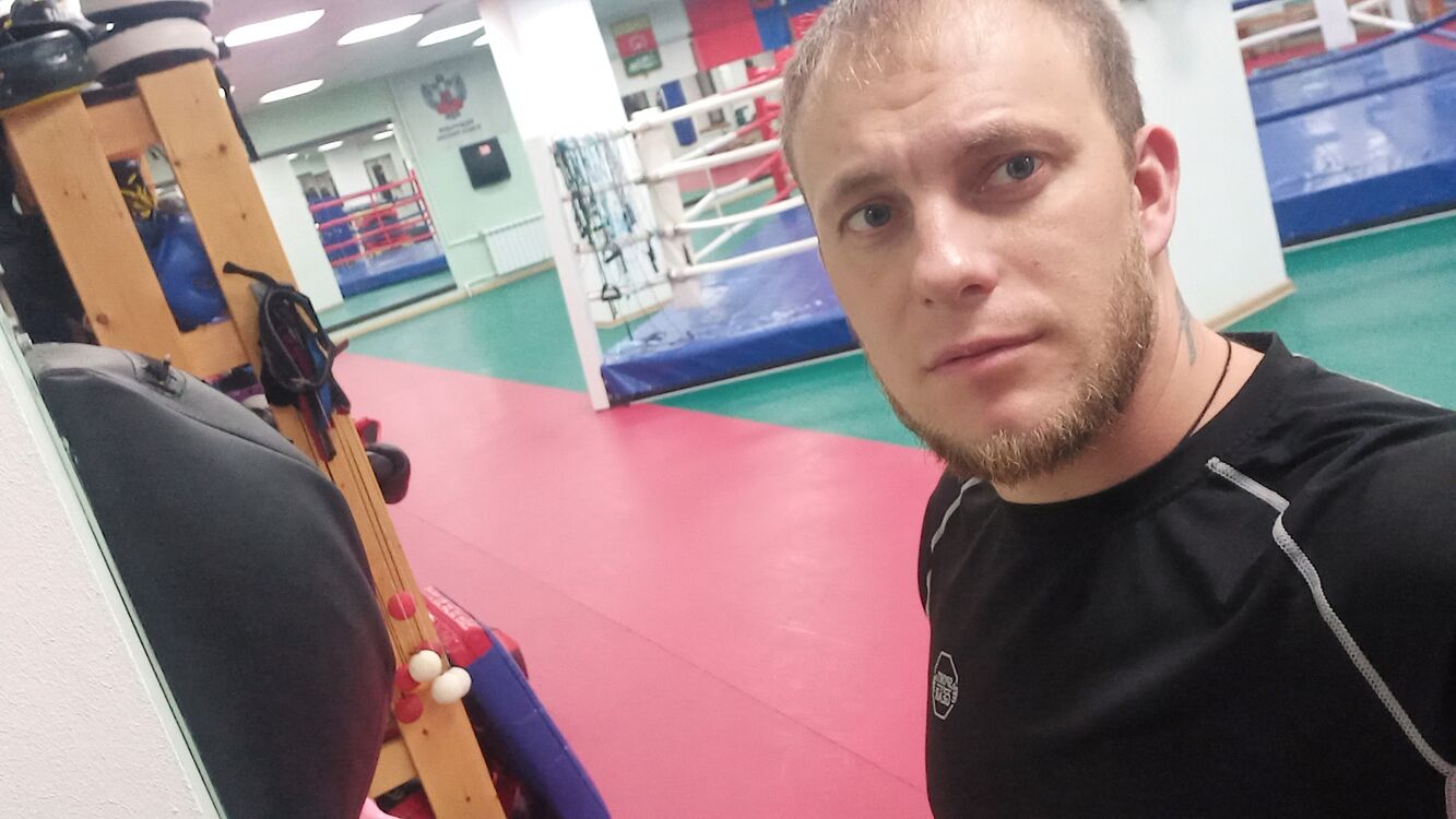 ,   Anton, 35 ,   ,   , c , 