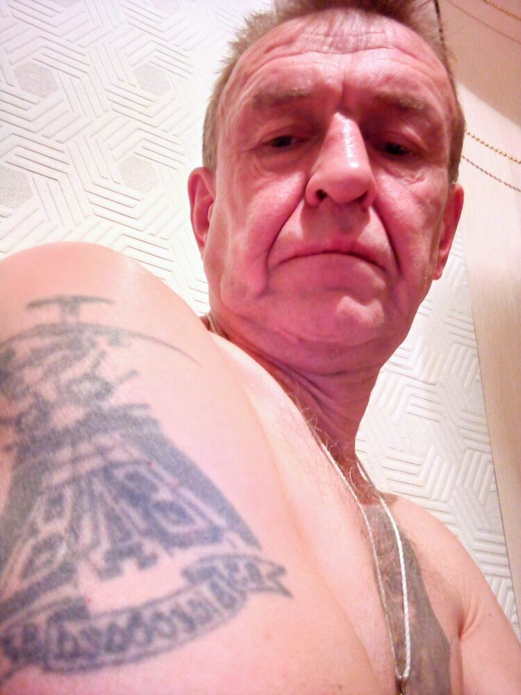  45701584  , 56 ,    