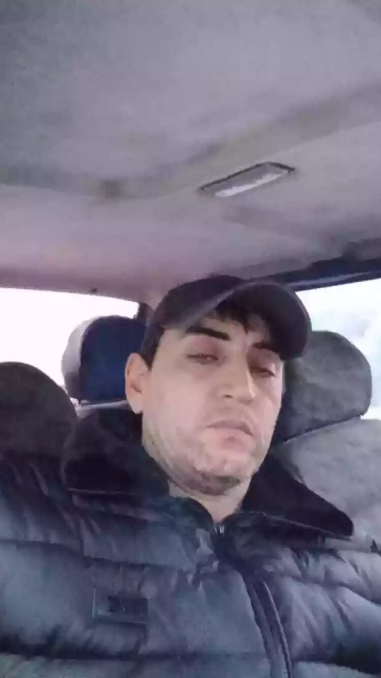  35739894  , 47 ,    