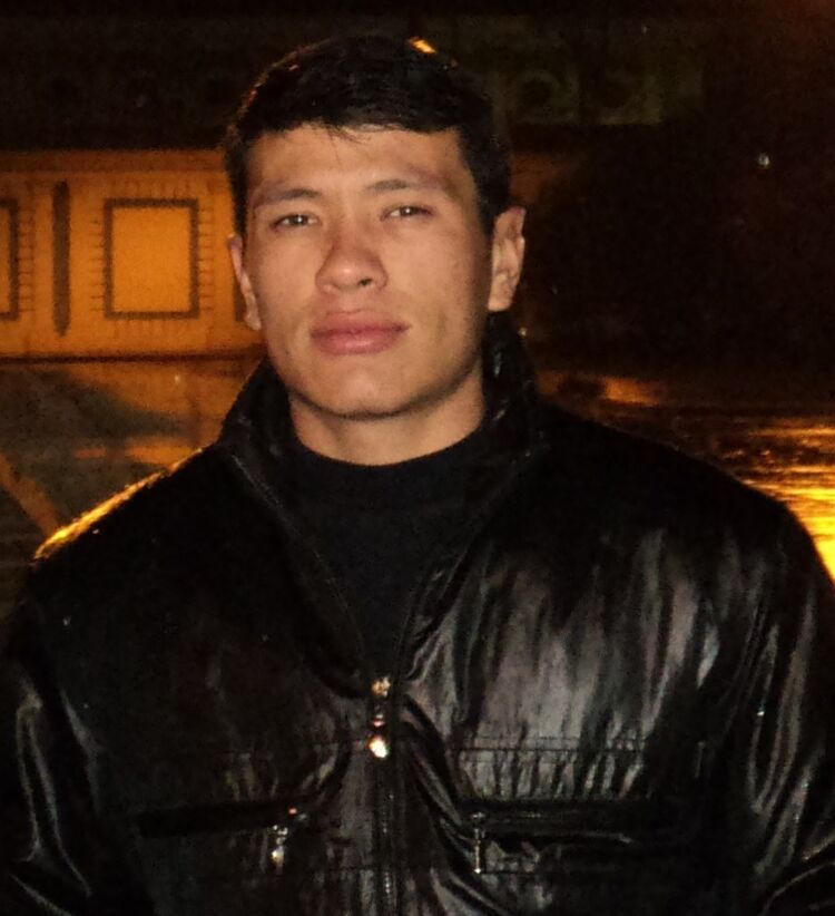  4340874  Jorik, 39 ,    