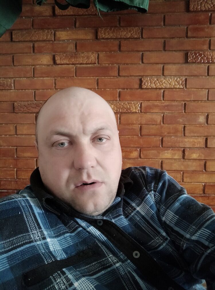  ,   Gheorghe, 42 ,   , 