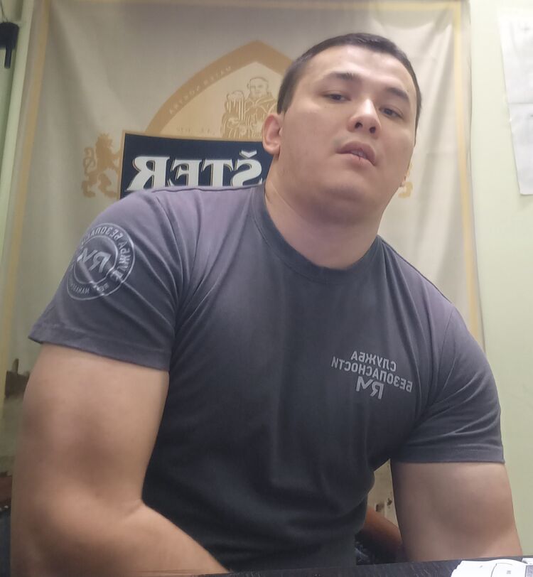  48712194  , 35 ,    