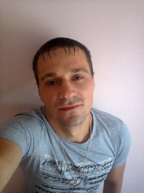  ,   Raving Georg, 40 ,   ,   , c , 