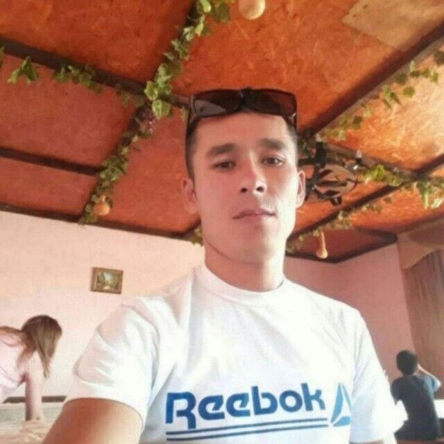  21209354  Zarif, 41 ,    