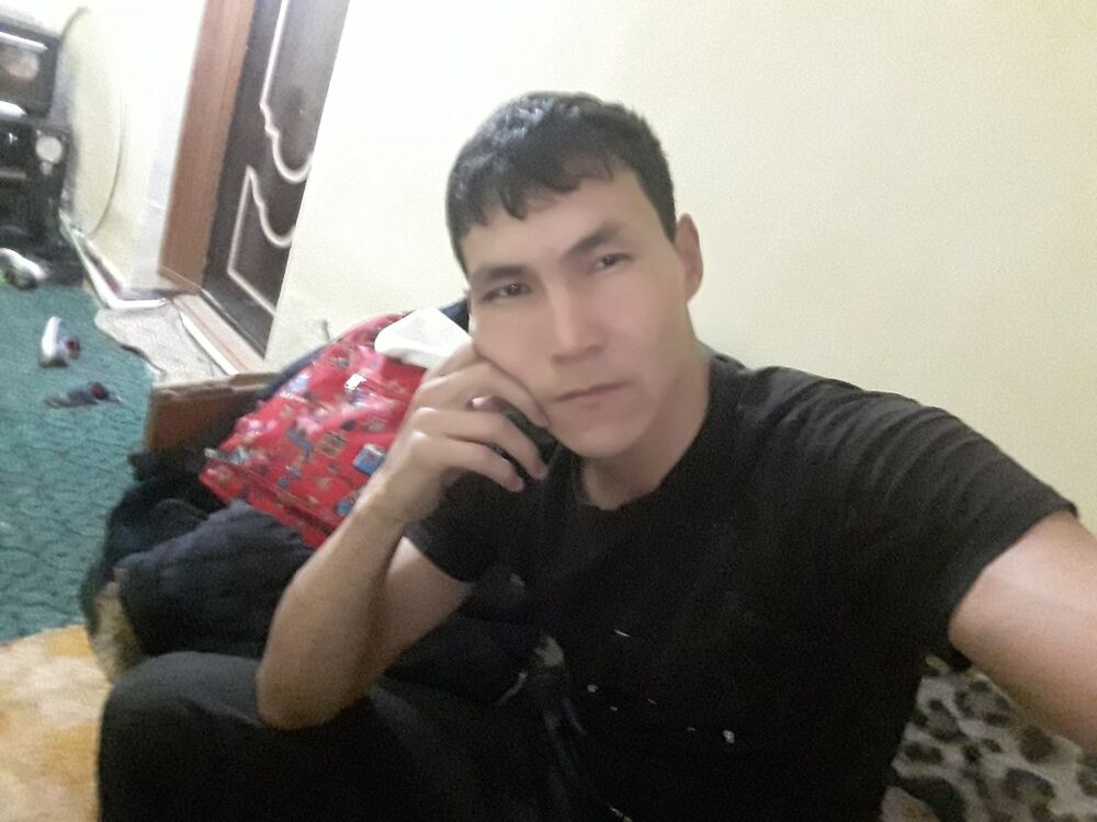  15863134  Arsik, 35 ,    