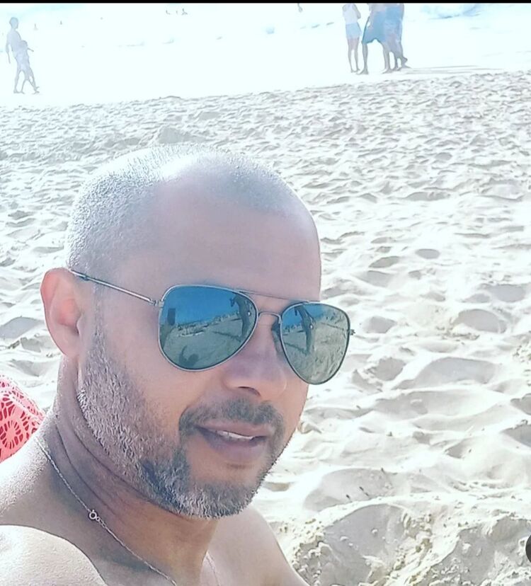  43553044  Ronald, 49 ,    Cascais