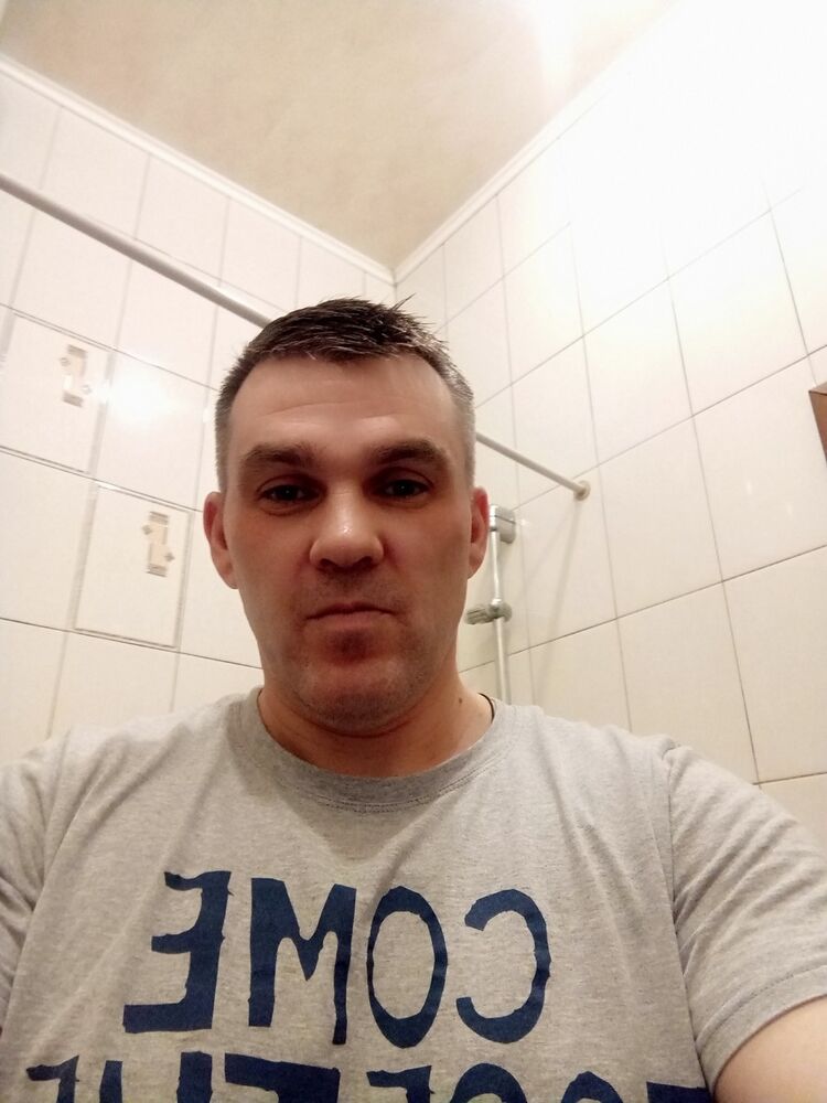  15930284  , 49 ,    