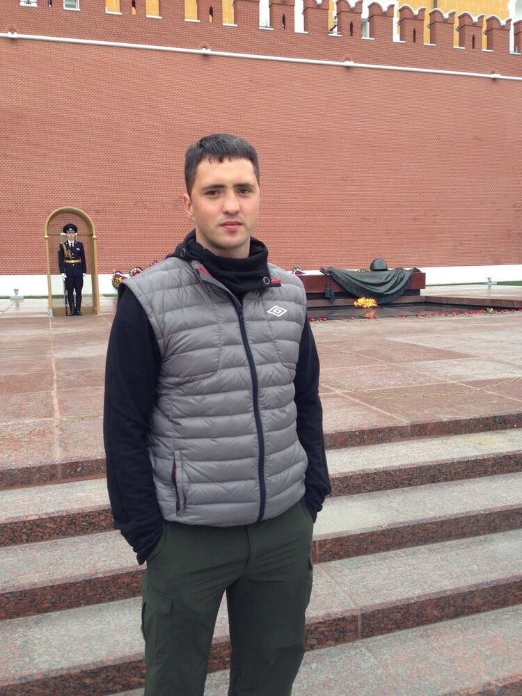  ,   Tim, 40 ,   