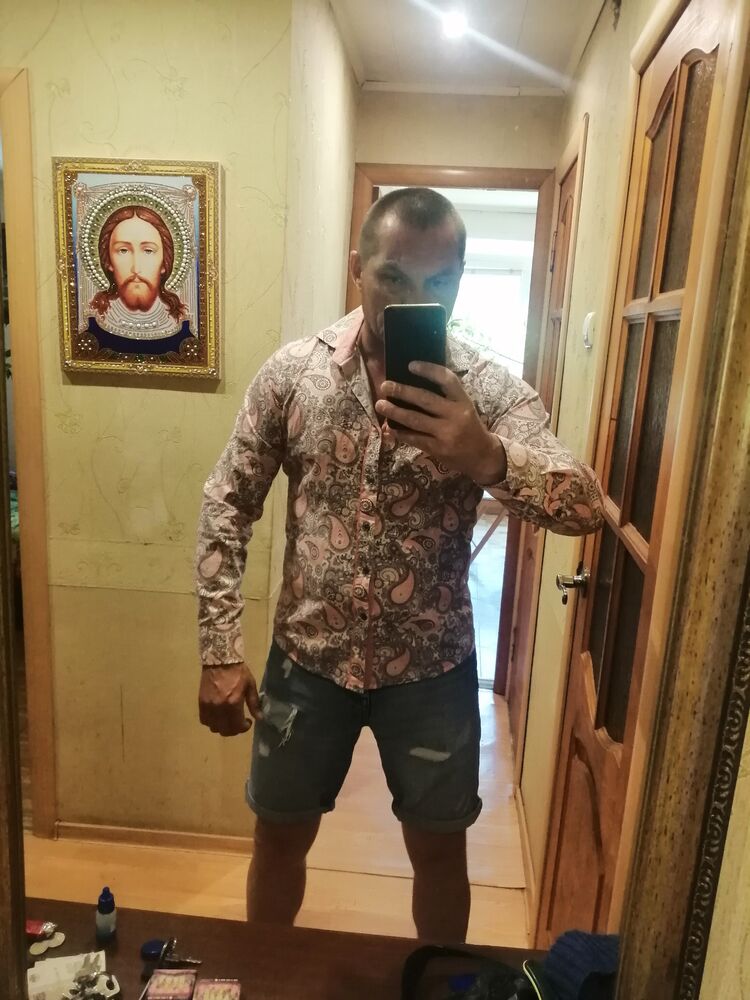  28536204  , 45 ,    